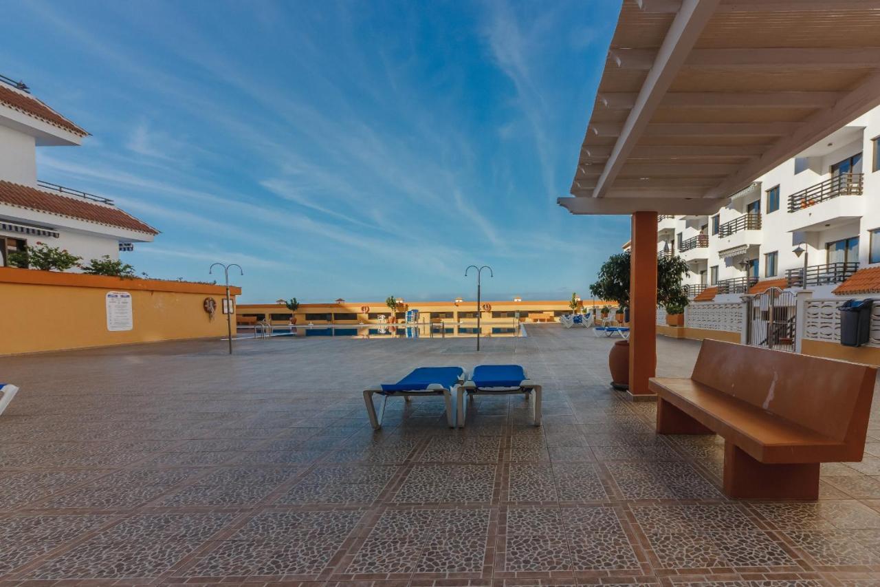 Seguro Spacious Apartment With Roomy Terrace Puerto de Santiago  Exterior photo